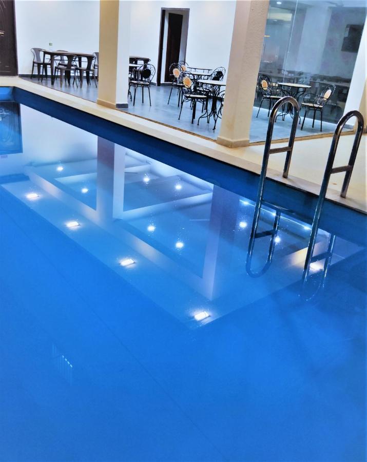 Tranquil Inn كالانغيُت المظهر الخارجي الصورة